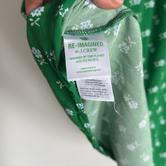 Green Floral Women's Top J Crew Reimagined - Picture 6 of 7